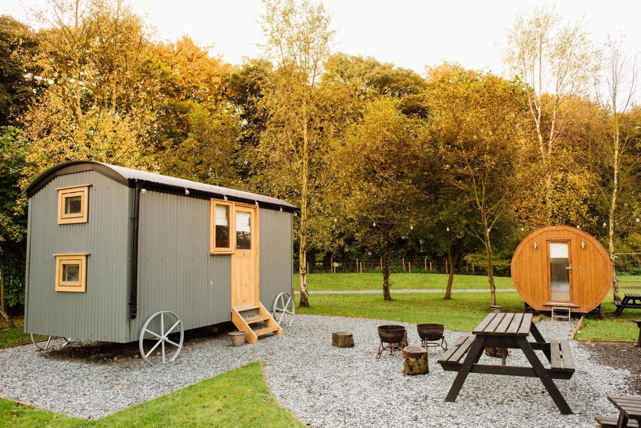 The Hamlet At Samlesbury Hall Campsite Balderstone